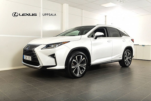 Lexus RX450h+