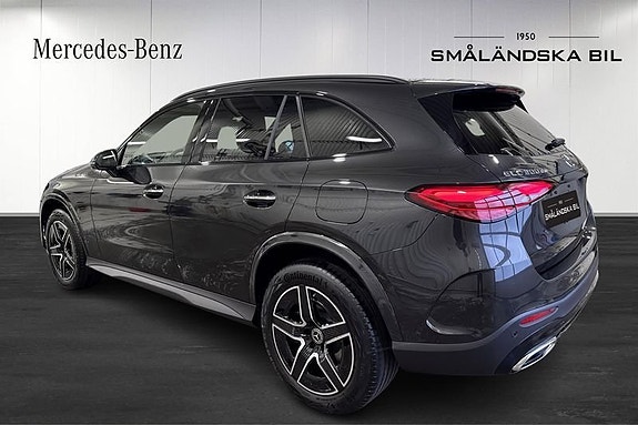 Mercedes-Benz GLC300 de 4 of 5