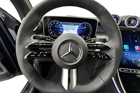 Mercedes-Benz GLC300 de 9 of 18