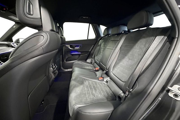 Mercedes-Benz GLC300 de 14 of 18