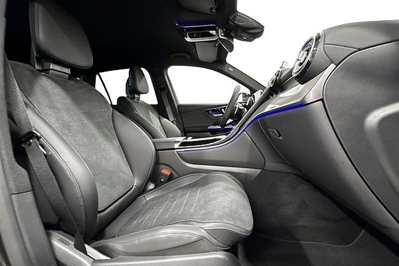 Mercedes-Benz GLC300 de 15 of 18
