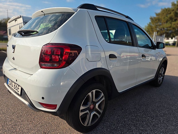 Dacia Sandero Stepway 3 of 5