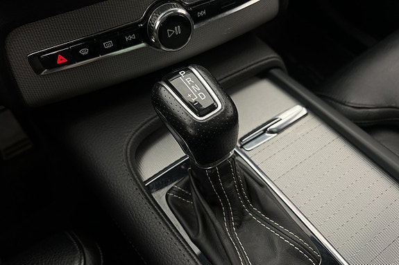 Volvo XC90 29 of 30