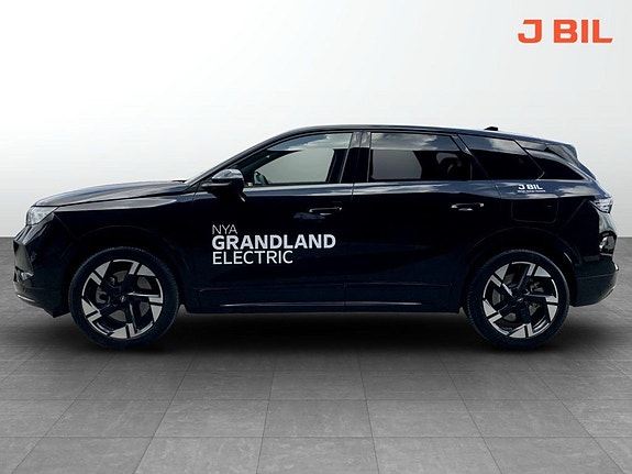 Opel Grandland 2 of 5