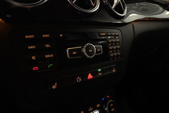 Mercedes-Benz B180 16 of 17