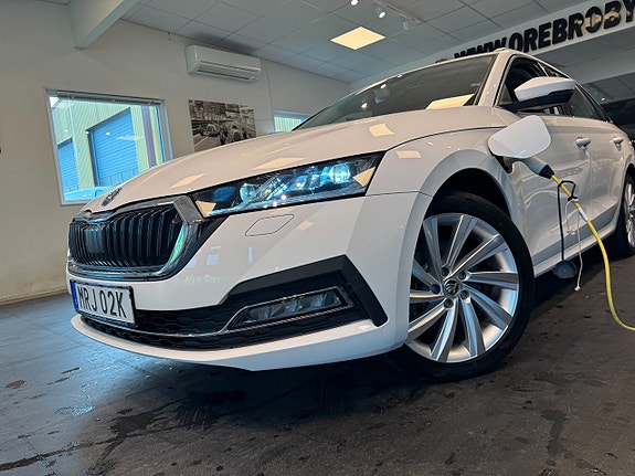 Skoda Octavia 6 of 25