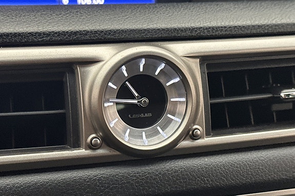 Lexus GS300h 25 of 29