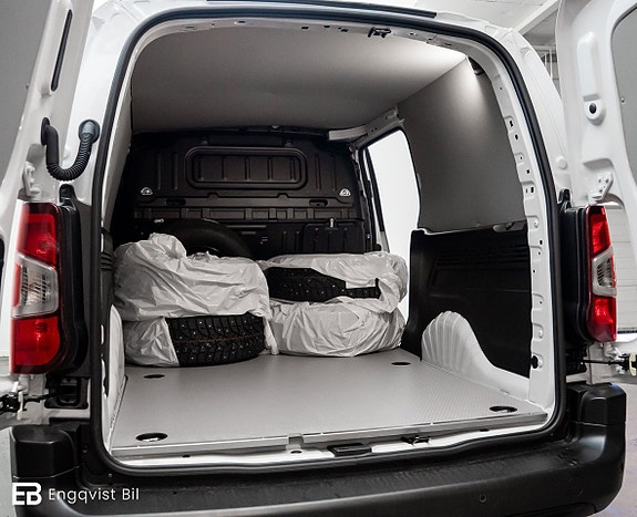 Peugeot Partner 12 of 16