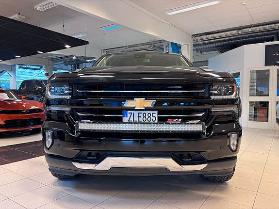 Chevrolet Silverado 1500 5 of 5