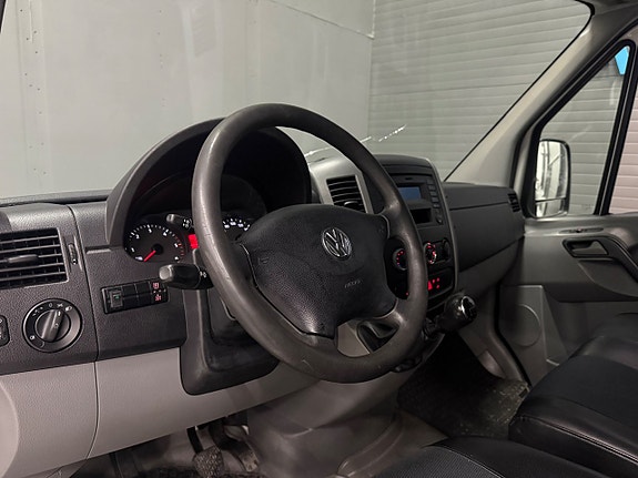 Volkswagen Crafter 35 12 of 27