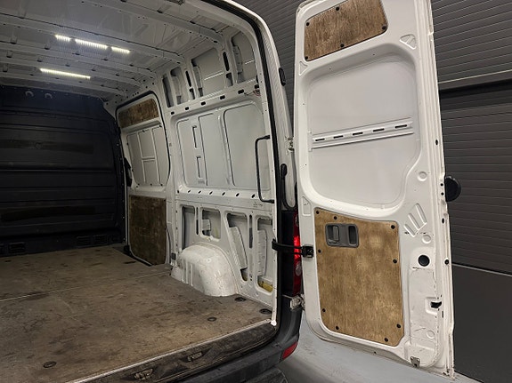 Volkswagen Crafter 35 21 of 27