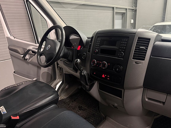 Volkswagen Crafter 35 15 of 27