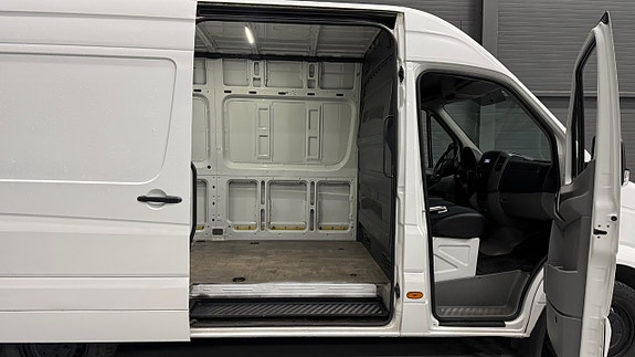 Volkswagen Crafter 35 17 of 26