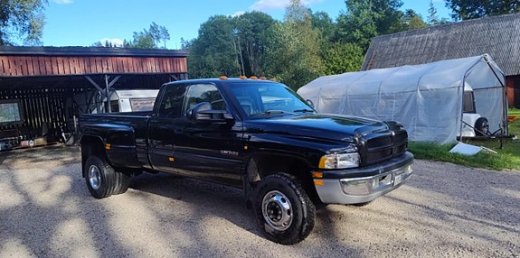 Dodge RAM 2 of 15