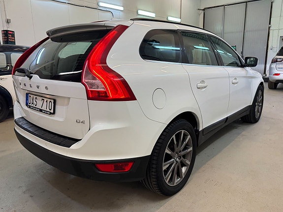 Volvo XC60 5 of 19