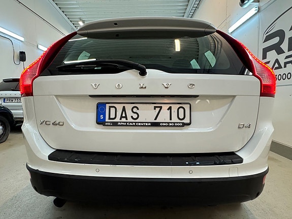 Volvo XC60 6 of 19