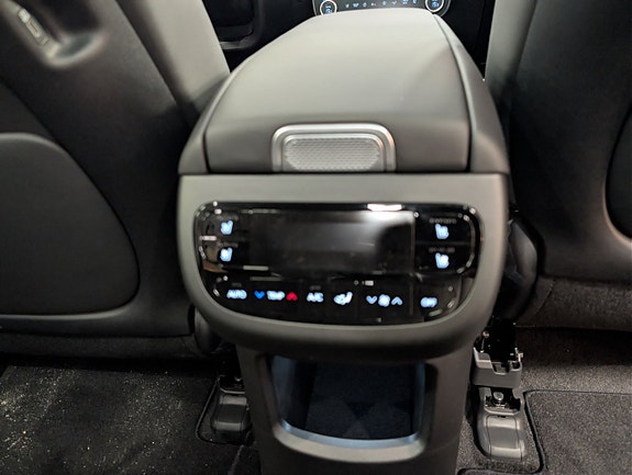 Hyundai Ioniq 9 10 of 18