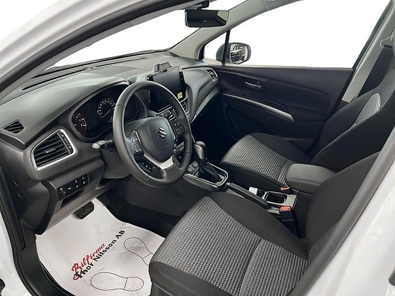 Suzuki S-Cross 7 of 16