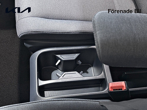 Kia PV5 17 of 17