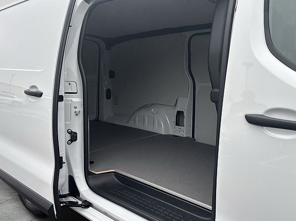 Toyota Proace 10 of 12