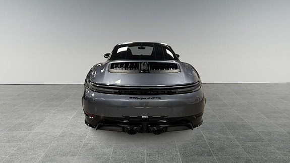 Porsche 911 5 of 5