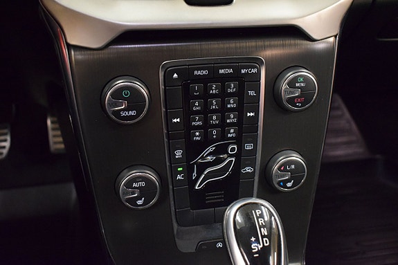 Volvo V40 13 of 20