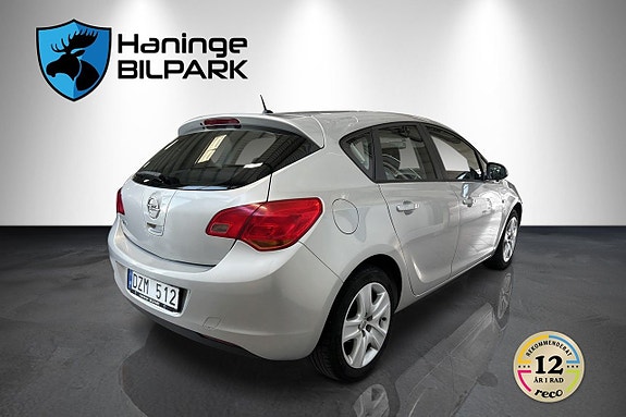 Opel Astra 6 of 22