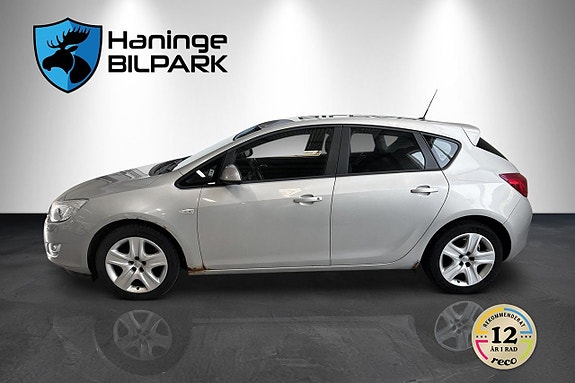 Opel Astra 10 of 22