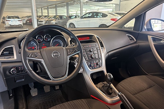 Opel Astra 21 of 27
