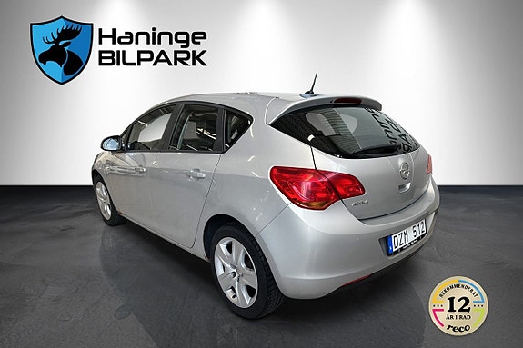 Opel Astra 9 of 22