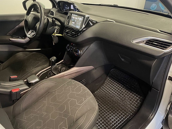 Peugeot 2008 9 of 11