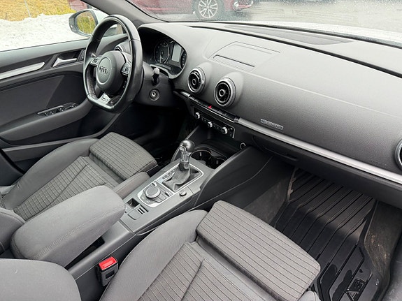 Audi A3 9 of 24