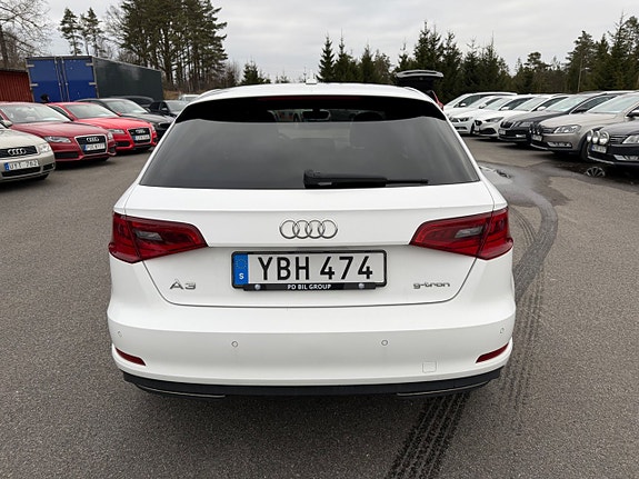 Audi A3 4 of 5