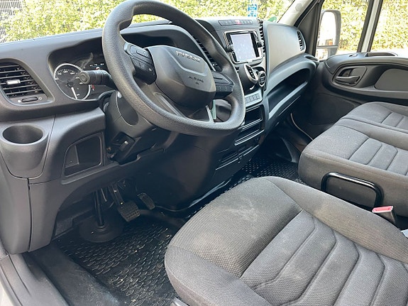 Iveco Daily 9 of 17