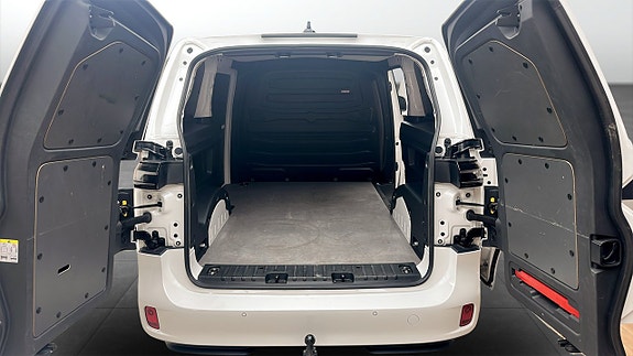 Volkswagen ID. Buzz 13 of 15