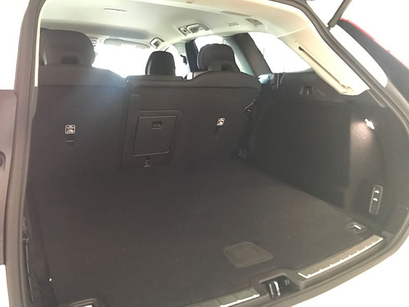 Volvo XC60 5 of 19