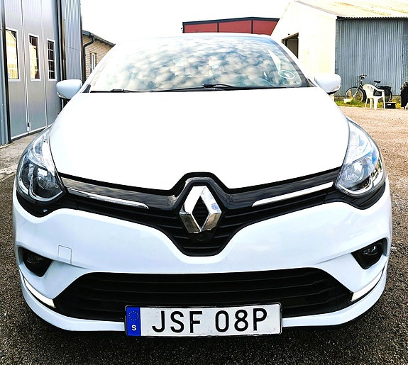Renault Clio 7 of 15