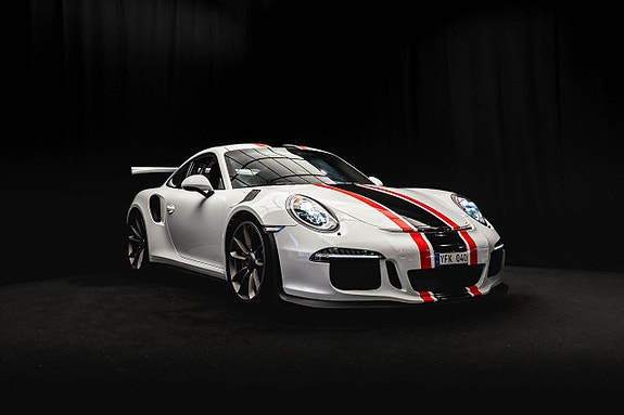 Porsche 911 GT3 RS 6 of 27