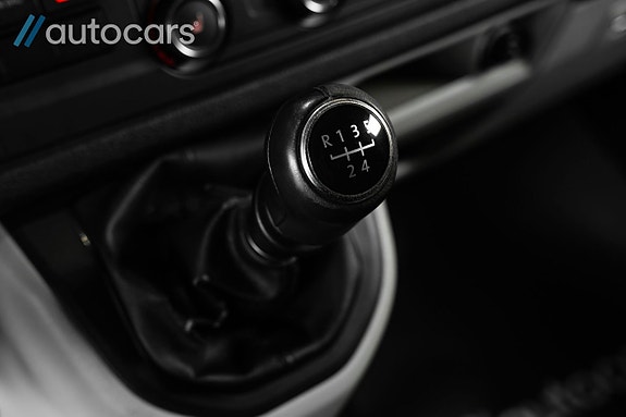 Volkswagen Transporter 19 of 27