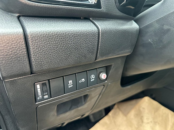 Isuzu D-max 9 of 9