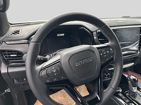 Isuzu D-max 4 of 9