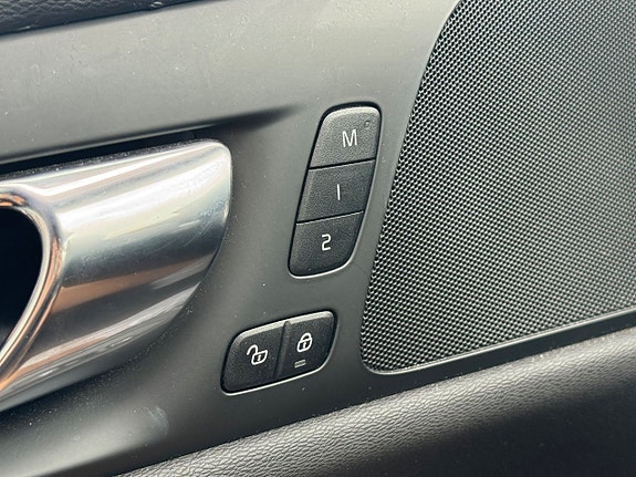Volvo S60 17 of 29