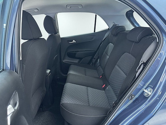 Kia Picanto 8 of 14