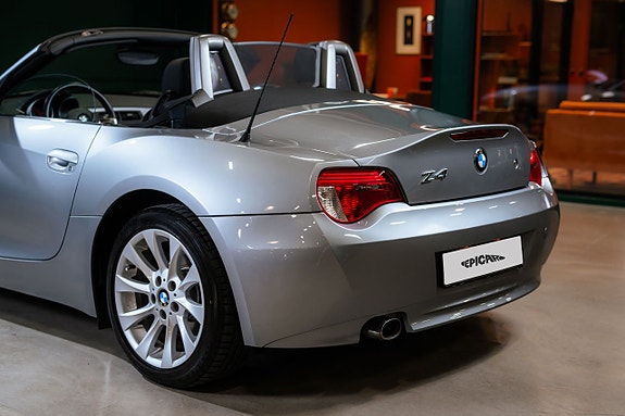 BMW Z4 8 of 27