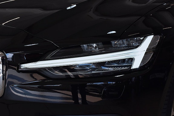 Volvo V60 23 of 25