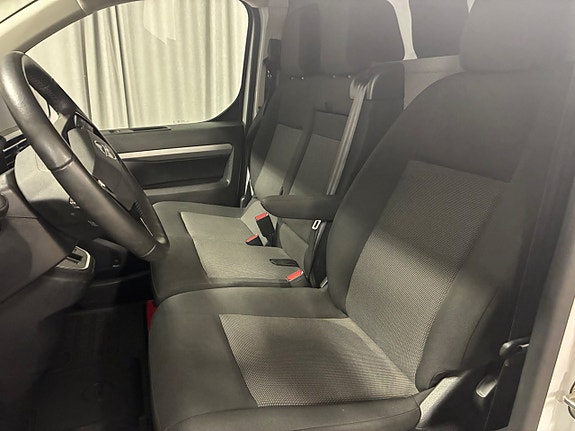 Opel Vivaro 6 of 11