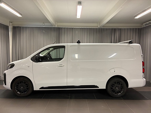 Opel Vivaro 2 of 11