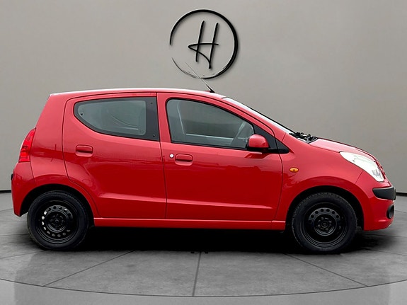 Nissan Pixo 5 of 5