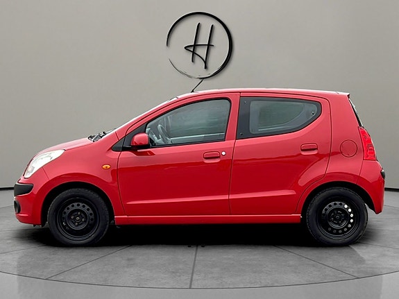 Nissan Pixo 6 of 17