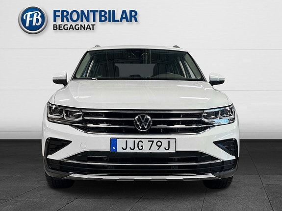 Volkswagen Tiguan 2 of 26